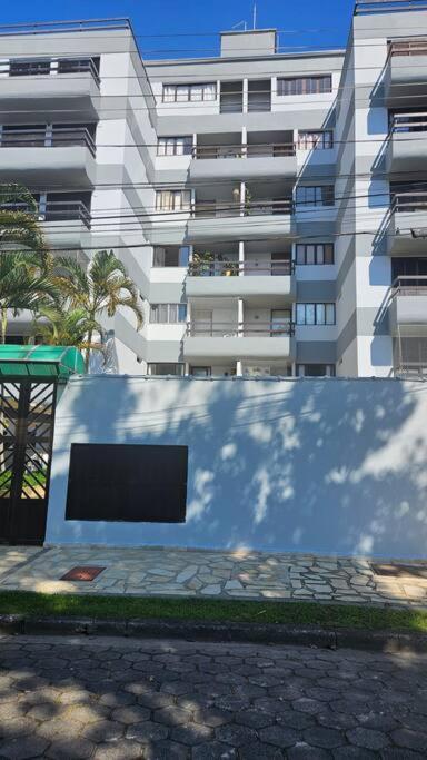 Prainha Beach Lindo Apartamento Proximo A Praia Caraguatatuba Zewnętrze zdjęcie